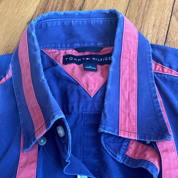 Vintage 90’s Tommy Hilfiger button down - Picture 7 of 10